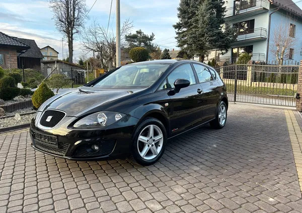 małopolskie Seat Leon cena 22800 przebieg: 186018, rok produkcji 2012 z Myślenice